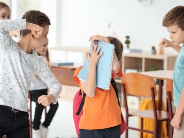 Papá denuncia que profesora le hace bullying a su hijo