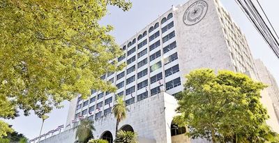 Chicanas: Cuarto juicio por violencia familiar a funcionario fiscal - Nacionales - ABC Color