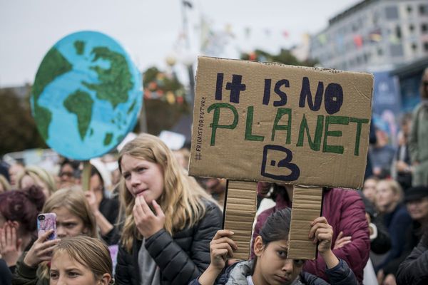 Centenares de miles de estudiantes lanzan huelga global contra el cambio climático