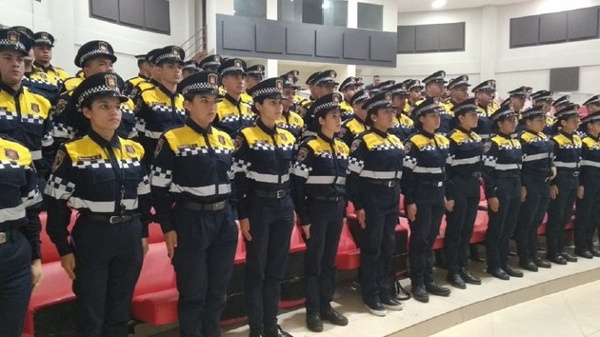 Prieto presenta nuevos agentes PMT en Ciudad del Este