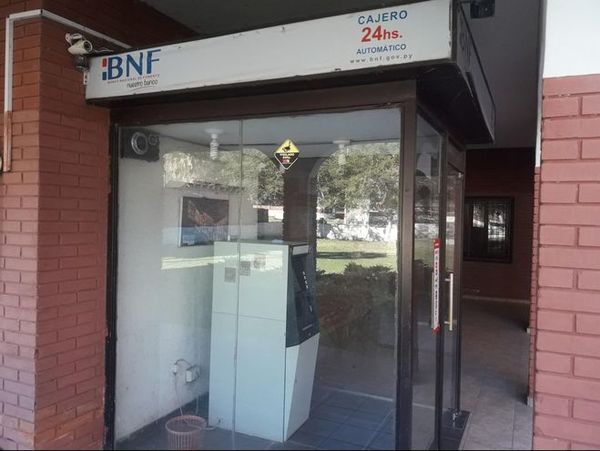 Policía Nacional informa sobre detención de supuestos hackers de cajeros del BNF - .::RADIO NACIONAL::.