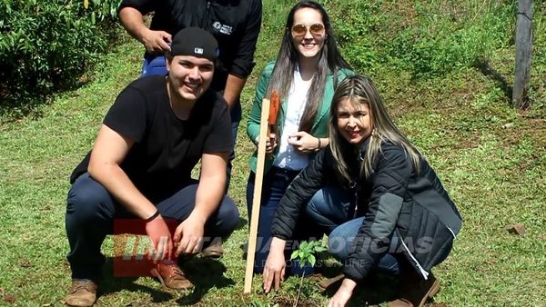 PLANTATÓN ARRANCÓ EN SAN JUAN DEL PARANÁ