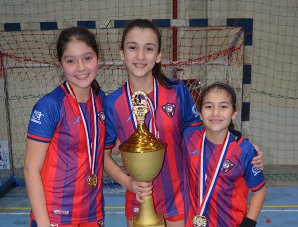 Cerro Porteño gana la Súper Liga de hándbol femenino Sub 12