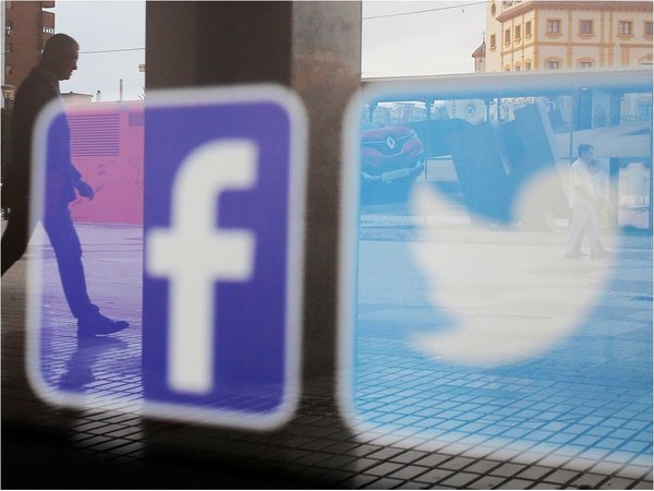 Twitter y Facebook cierran 359 cuentas atribuidas a un partido político