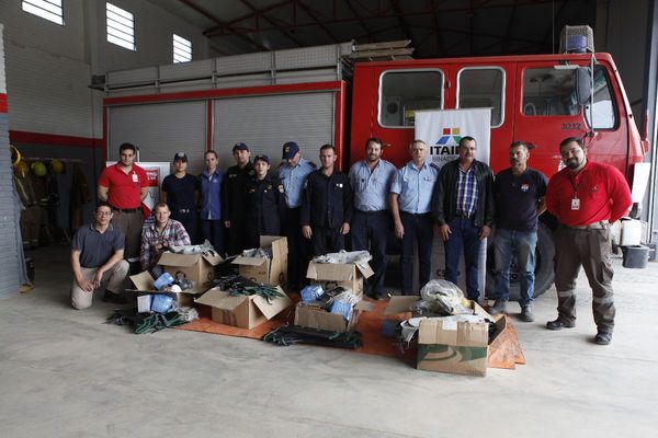 Bomberos del Chaco recibieron equipos para combatir incendios
