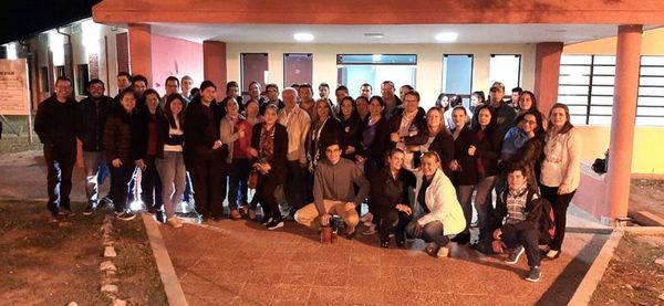 Continúa huelga universitaria en Ayolas - Nacionales - ABC Color