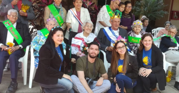 Eligieron al rey y a la reina de la primavera
