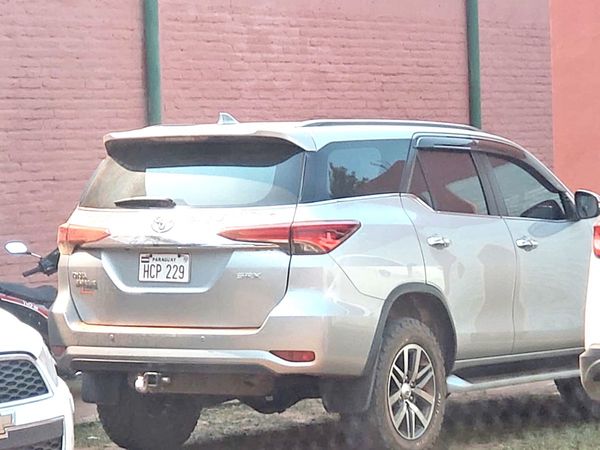Investigación revela negocio de autos mau en Guairá
