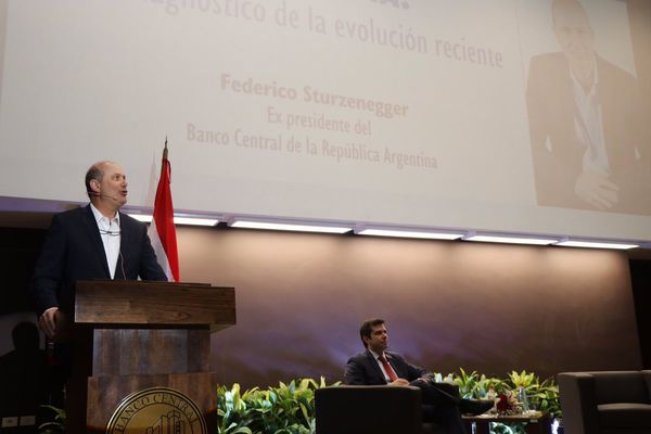 Paraguay debe seguir coherente en política económica, resaltan