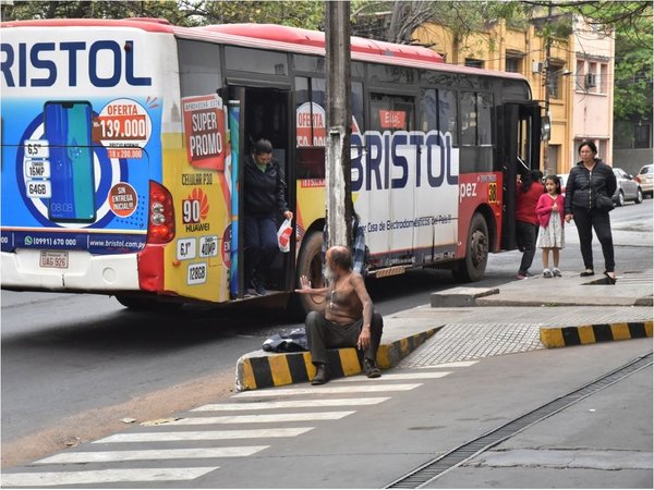 Urgen que se establezcan otra vez las paradas en el centro