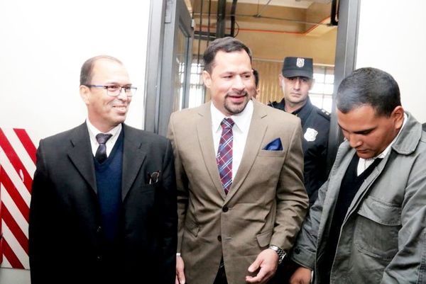 Jueza cita al diputado Quintana, quien podría volver a la cárcel - Política - ABC Color