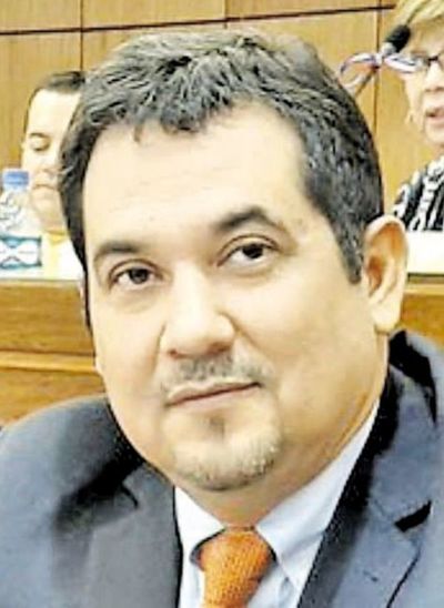 Senador dice que habrá más cambios en Gabinete de Abdo - Política - ABC Color