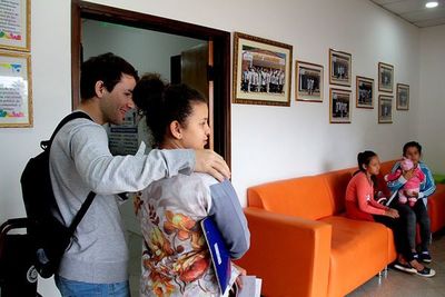 Instan a jóvenes a cuidar de su salud