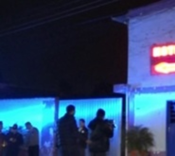 Mujer es asesinada a puñaladas en motel de Ñemby - Paraguay.com