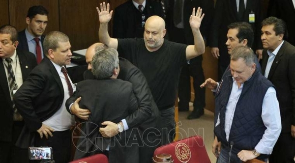 HOY / Riera prepara su retorno con un cuaderno: “No debo pegar al compañero”