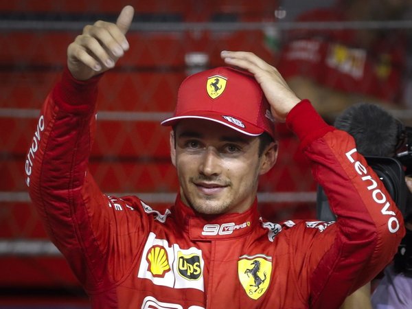 Leclerc logra en Singapur su tercera pole consecutiva