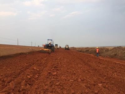 Intensifican trabajo de duplicación de la Ruta PY02