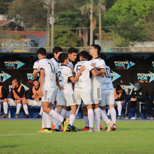 La cima de la Sub 16 sigue siendo franjeada - Fútbol - ABC Color