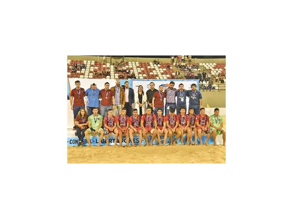 Cerro es vice en playa