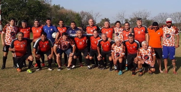 En encuentro de confraternidad, Rancho senior igualó con Atlético Concepción