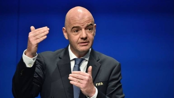 HOY / Infantino propone Liga Mundial de las Naciones y Mundial de clubes femenino