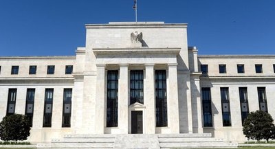 La FED argumenta bajar la tasa de interés