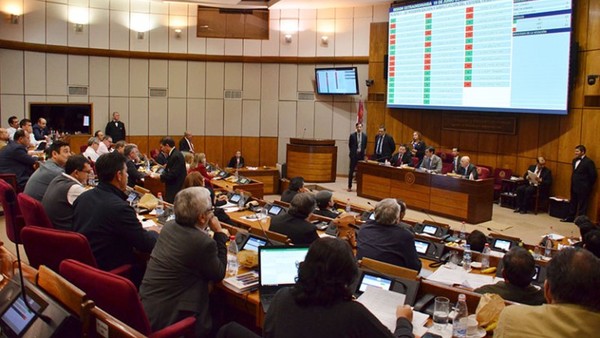 Senado aprueba reforma tributaria