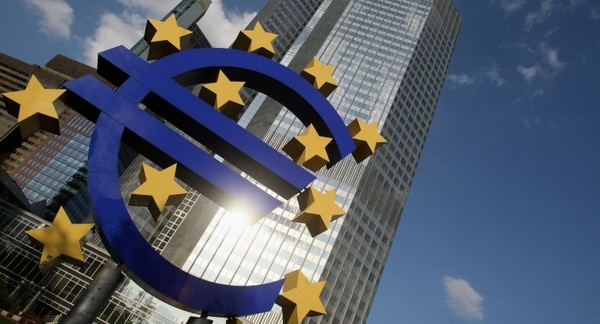El Banco Central Europeo retrasa aumento de interés