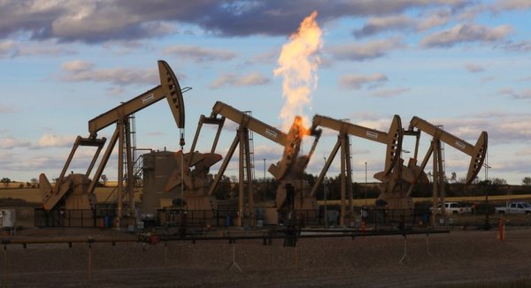 Precio del Petróleo cayó 2%