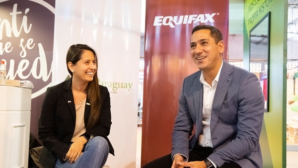 Equifax y Junior Achievement impulsan educación financiera de estudiantes paraguayos