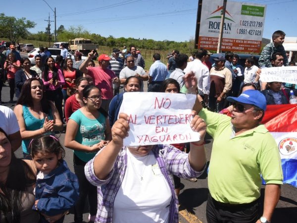 Yaguaroninos rechazan vertedero y piden al Mades no otorgarle licencia