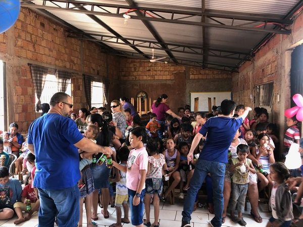 Agasajaron a niños del vertedero municipal de Pedro Juan - Nacionales - ABC Color
