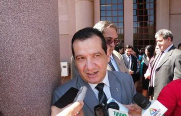 Fiscalía debe imputar a juez que evitó desalojo dispuesto por la Corte Suprema de Justicia