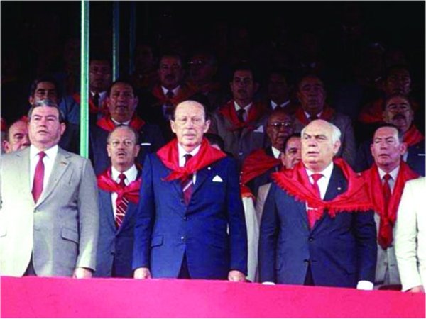 Defender la dictadura puede ser objeto de una demanda