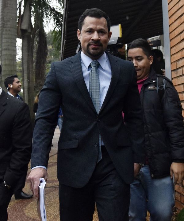 Ulises Quintana podría volver a la cárcel tras su audiencia de revisión - Política - ABC Color