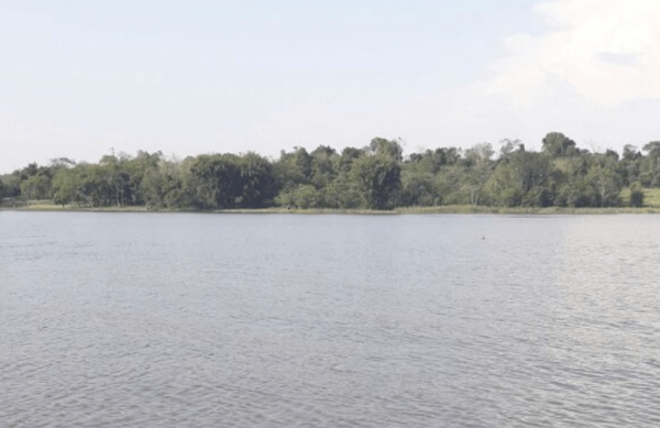 Menor desaparece en el lago Acaray