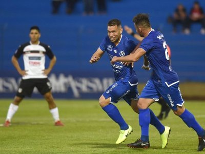 EL Danzarín sonrríe en casa
