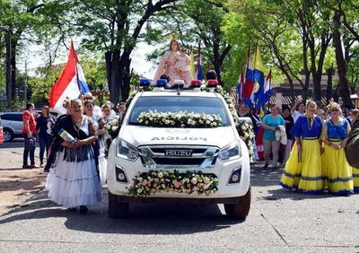 “Bandera jere”, acto festivo y tradicional - Interior - ABC Color