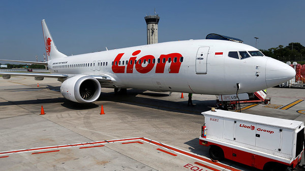 Relacionan fallos de diseño del Boeing 737 con accidente de 2018 en Indonesia | .::Agencia IP::.
