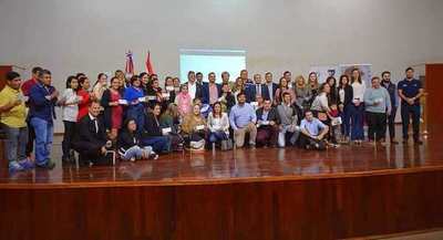 Gobierno entregó aportes para repatriados emprendedores de Caaguazú, Alto Paraná, Guairá y Caazapá