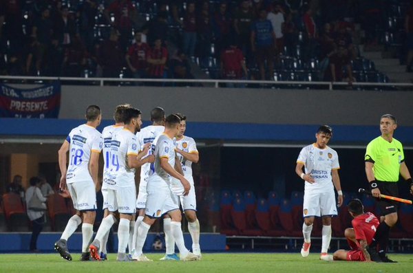 Cerro Porteño se frena y da ventaja a Olimpia y Libertad en carrera por el título - .::RADIO NACIONAL::.