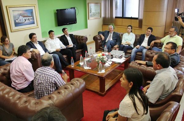 Campesinos dicen que hay desgobierno y mucha marginación