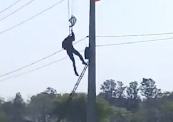 Ho’a por cableado de la ANDE ¡Ndiii!