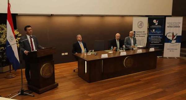 Paraguay tiene la economía más abierta de la región