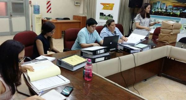 Siete firmas presentaron ofertas para pavimentar acceso a Compañía Arrua'í