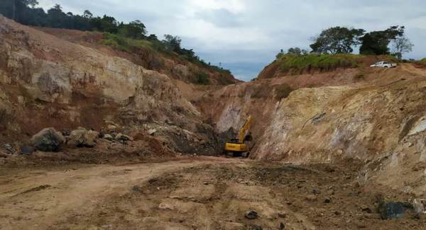 Empresa propone reciclar residuos químicos de minerales para fabricar ladrillo
