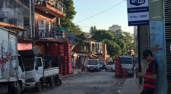 Pobladores del Barrio Ricardo Brugada cuentan con WI-FI libre