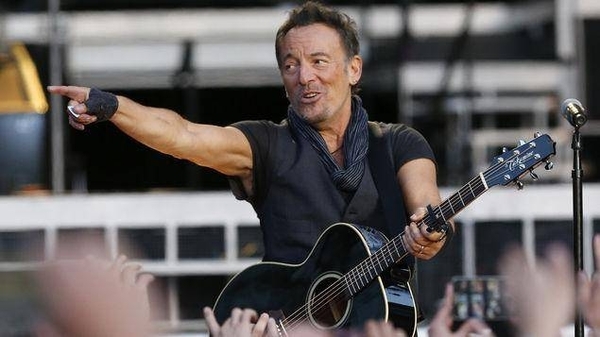 HOY / Bruce Springsteen celebra sus 70 años con un ojo puesto en el cine