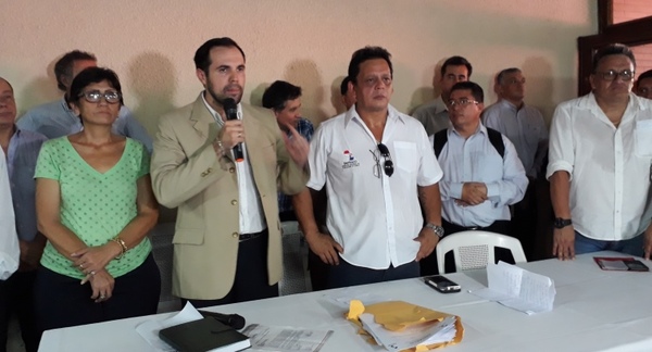 Sindicatos expresan su apoyo a las autoridades de Copaco