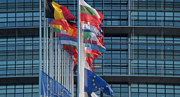 S&P baja calificación de la Unión Europea tras Brexit